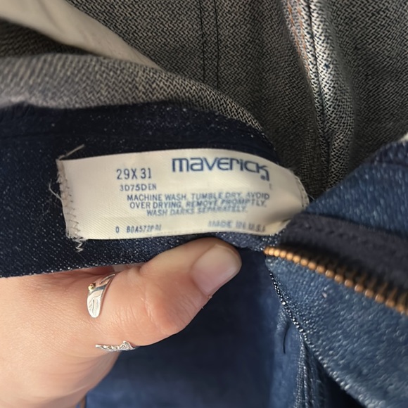 Deadstock Vintage Maverick Jeans - Picture 6 of 6